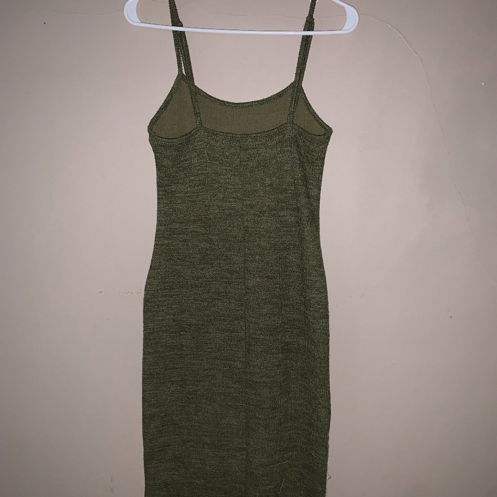 Bodycon green dress